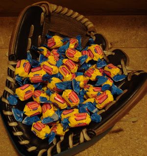 Cute ideas for hosting a Vintage Baseball Birthday Party!