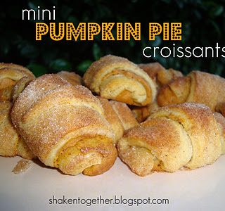 mini pumpkin pie croissants at shakentogetherlife.com