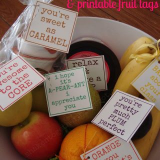 Love this fruit bowl teacher appreciation gifts + printable fruit tags!