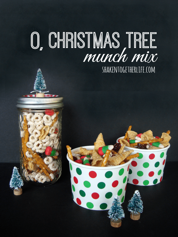 O Christmas Tree Munch Mix at shakentogetherlife.com