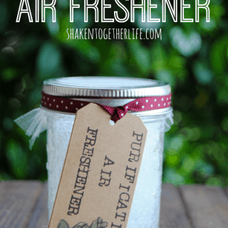 DIY mason jar gel air fresheners - great for gifts, the office and small spaces!