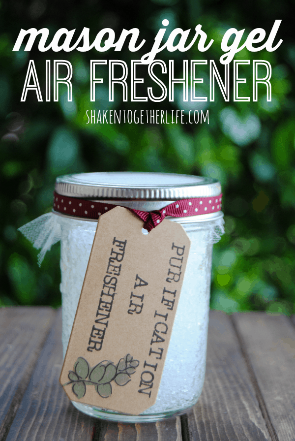 DIY mason jar gel air fresheners - great for gifts, the office and small spaces!