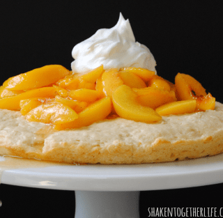 Peach shortcake - the perfect Summer dessert!