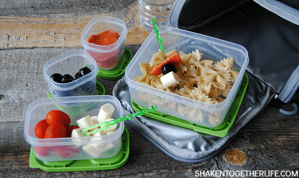 School is tough; lunch should be fun! This kid approved pasta salad lunch idea is perfect to pack up when sandwiches get boring!