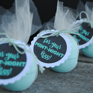 For your Mint-Night Kiss New Year's EOS gifts - what a super cute idea for party favors! You could also use the printable tags for gum, mints or mini mouthwash!