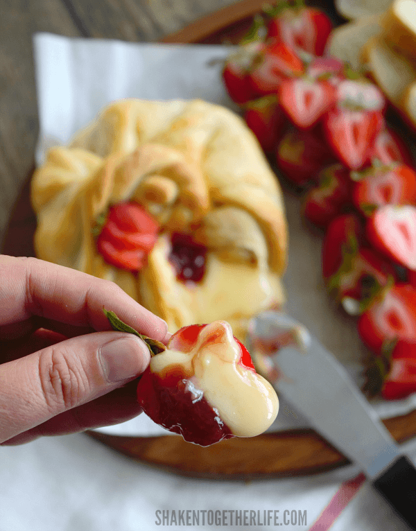 Strawberry with Baked Brie 