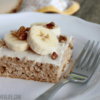 3 Ingredient Banana Nut Muffin Cake - this is too easy not to make!