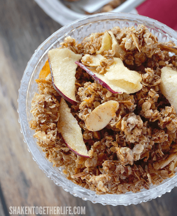 Homemade Apple Crisp Granola - it tastes like the topping of a big pan of bubbling apple crisp!