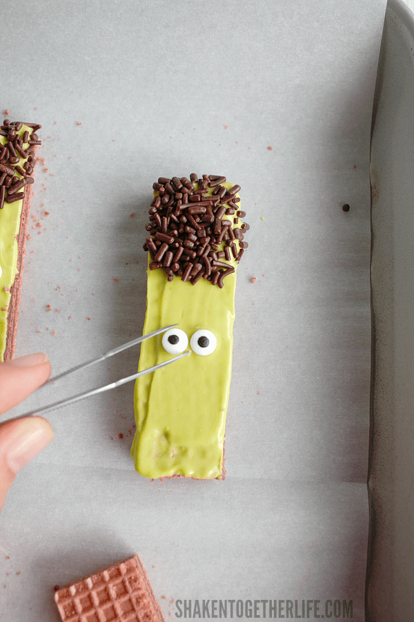 Sugar Wafer Frankenstein Cookies - these candy eyeballs give the cookies instant character!