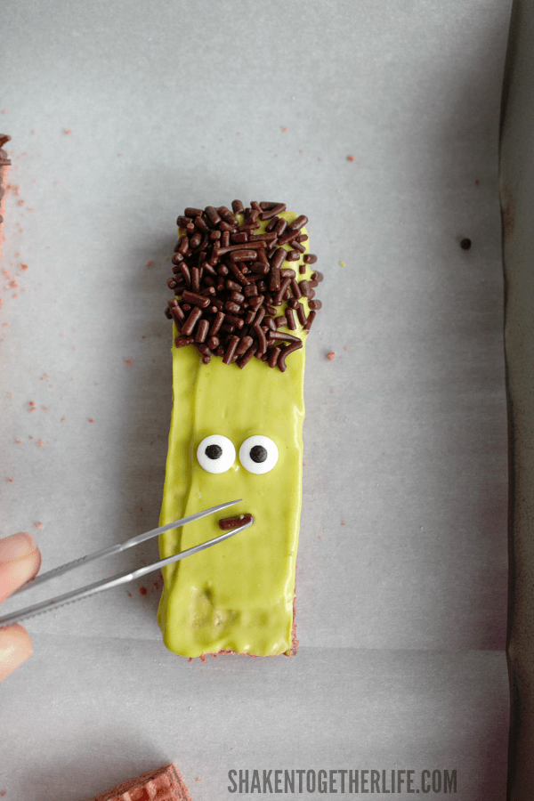Sugar Wafer Frankenstein Cookies - chocolate jimmies make the perfect mouth!