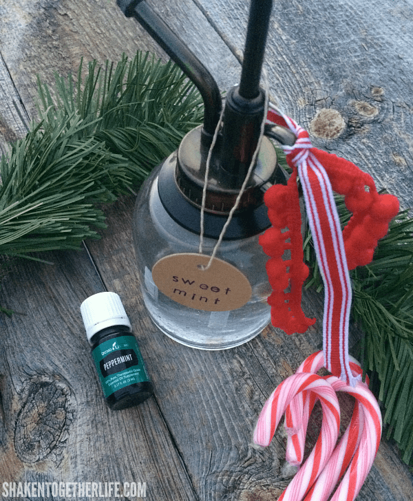 Holiday Room Spray Recipes With Essential Oils