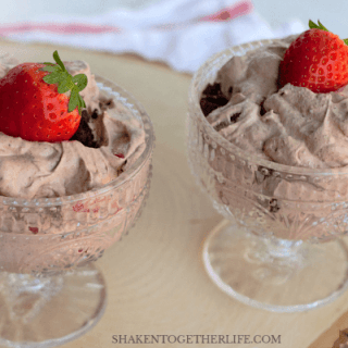 Brownie Berry Chocolate Mousse - creamy, dreamy, loaded with ripe berries and brownie bites, this no bake dessert only has 5 ingredients!