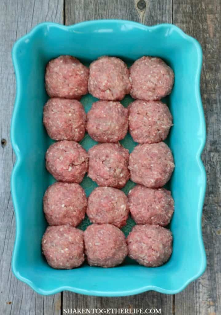 Porcupine Meatballs in baking dish