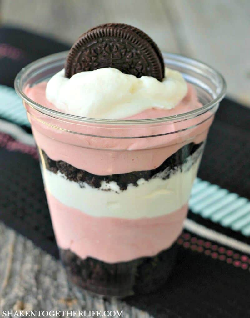 Oreo Red Velvet Pudding Cups are an easy layered no-bake dessert that are done in minutes!