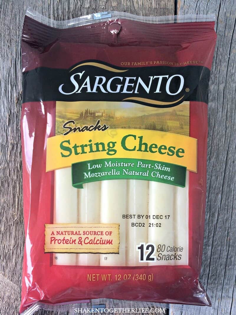 Prep and pack these Quick & Easy Snacks for the Office in no time - string cheese, fruit, nuts, veggies & more! Great snack ideas for adults!