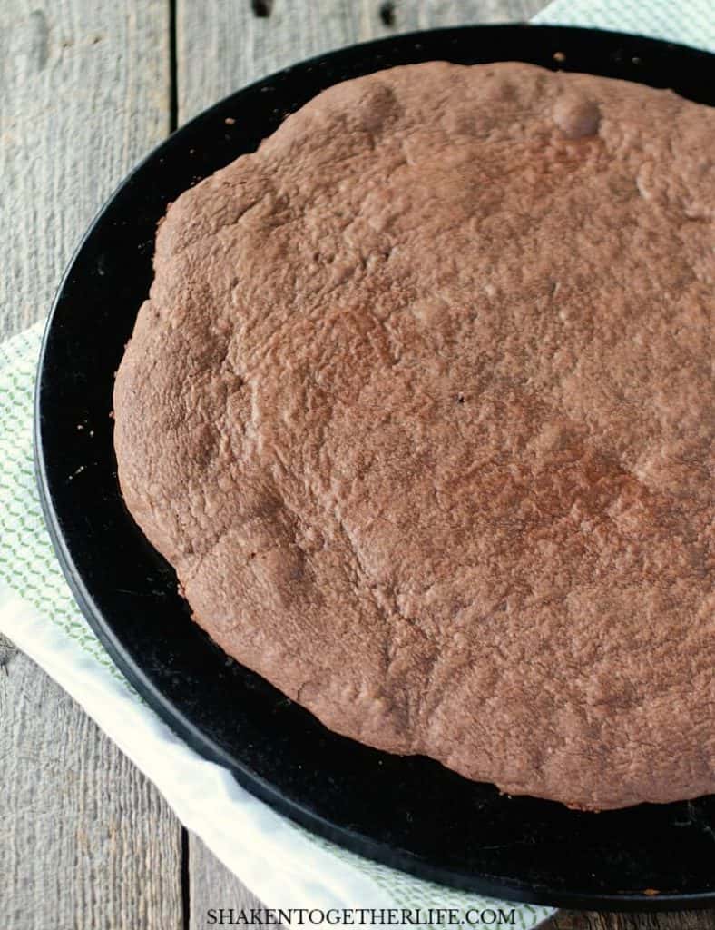 brownie cookie dessert pizza base
