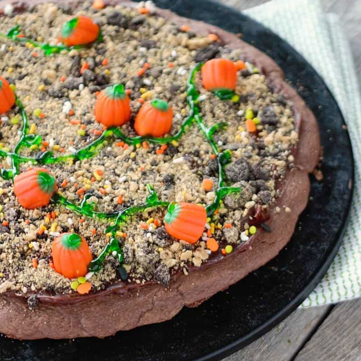 pumpkin patch dessert pizza
