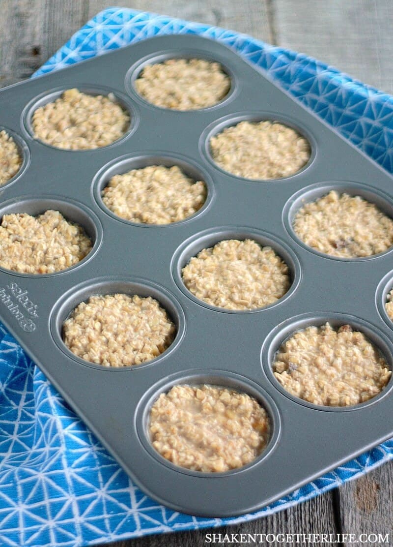 Bake Banana Bread Baked Oatmeal Cups in a muffin tin for perfect portions and easy clean up!