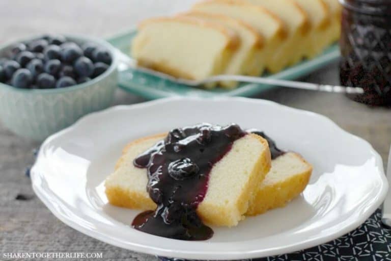 10 Minute Vanilla Blueberry Sauce