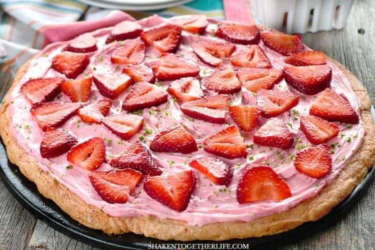 Strawberry Dessert Pizza from a Cake Mix