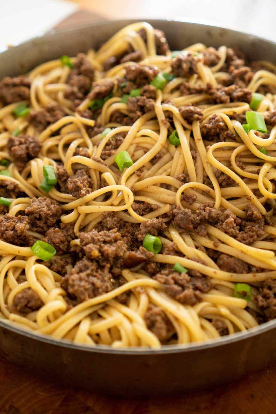 Mongolian noodles shaken together