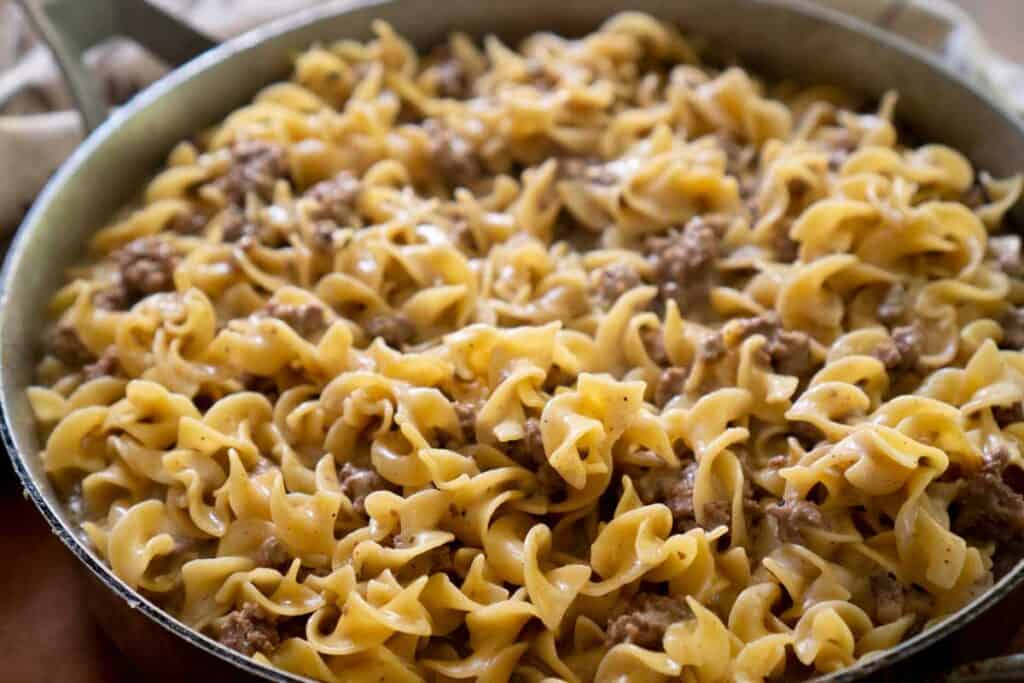 ground beef stroganoff in pan