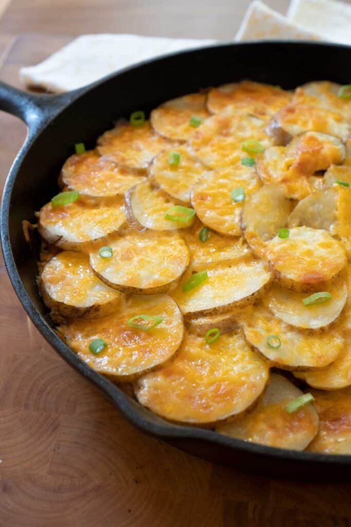 close up of ground beef and potato in skillet