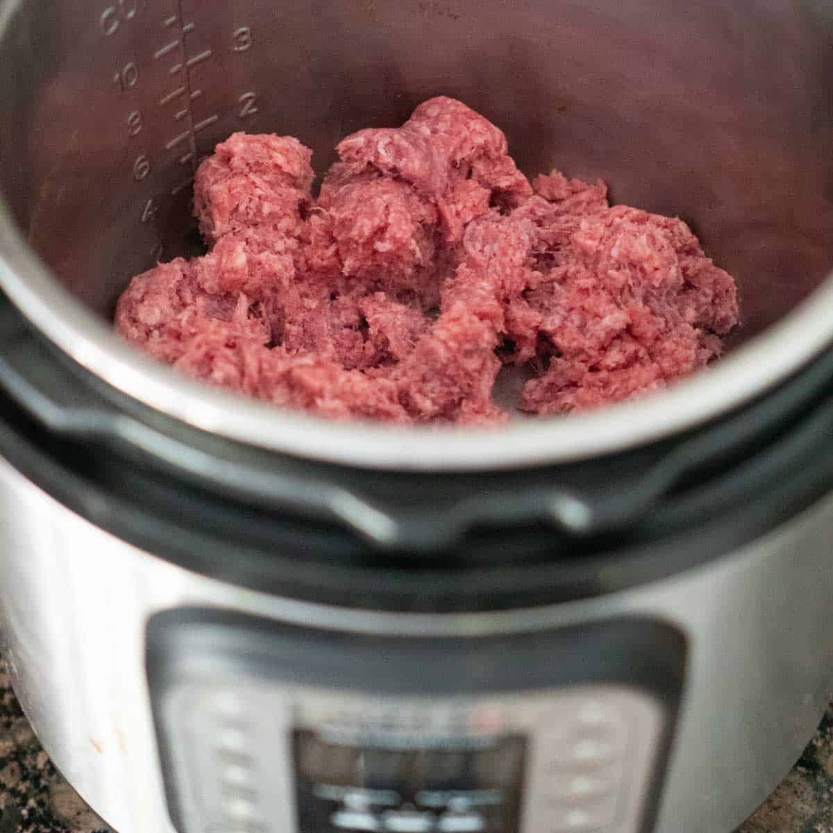 https://www.shakentogetherlife.com/wp-content/uploads/2023/01/how-to-cook-ground-beef-in-instant-pot.jpg