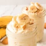 banana pudding in mason jars