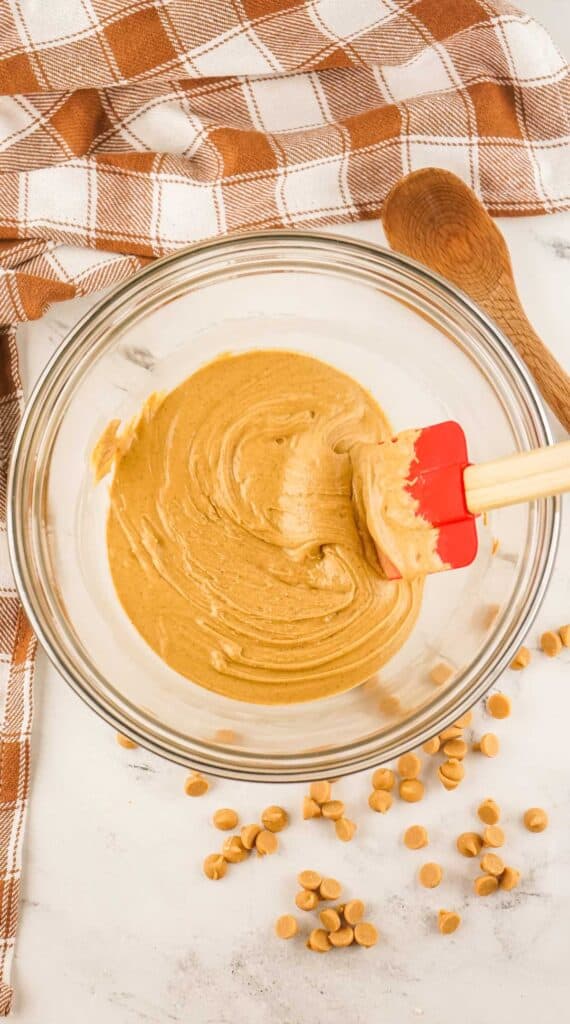 stirring melted peanut butter chips
