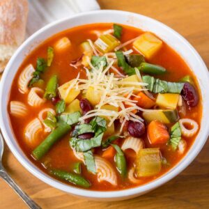 bowl of minestrone soup