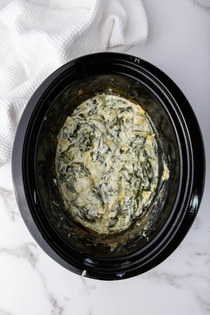 Slow Cooker Spinach Artichoke Dip