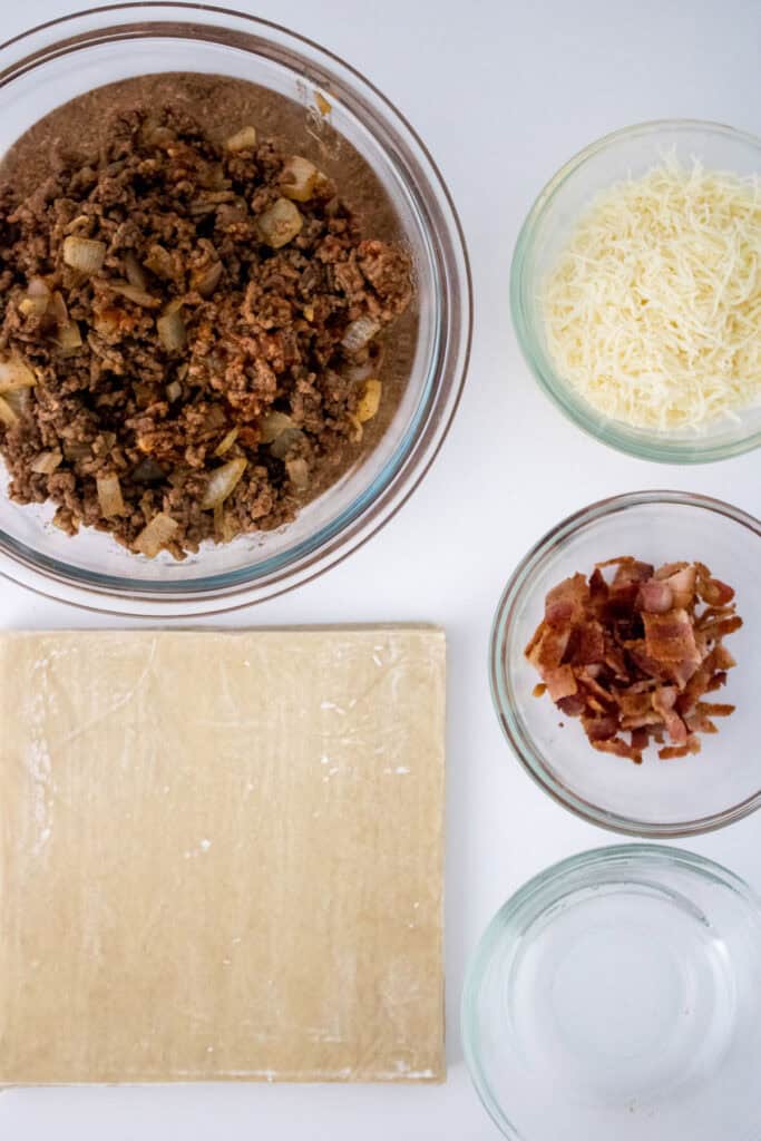 cheeseburger eggroll filling and eggrolls