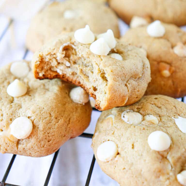 banana pudding cookies on wire rack