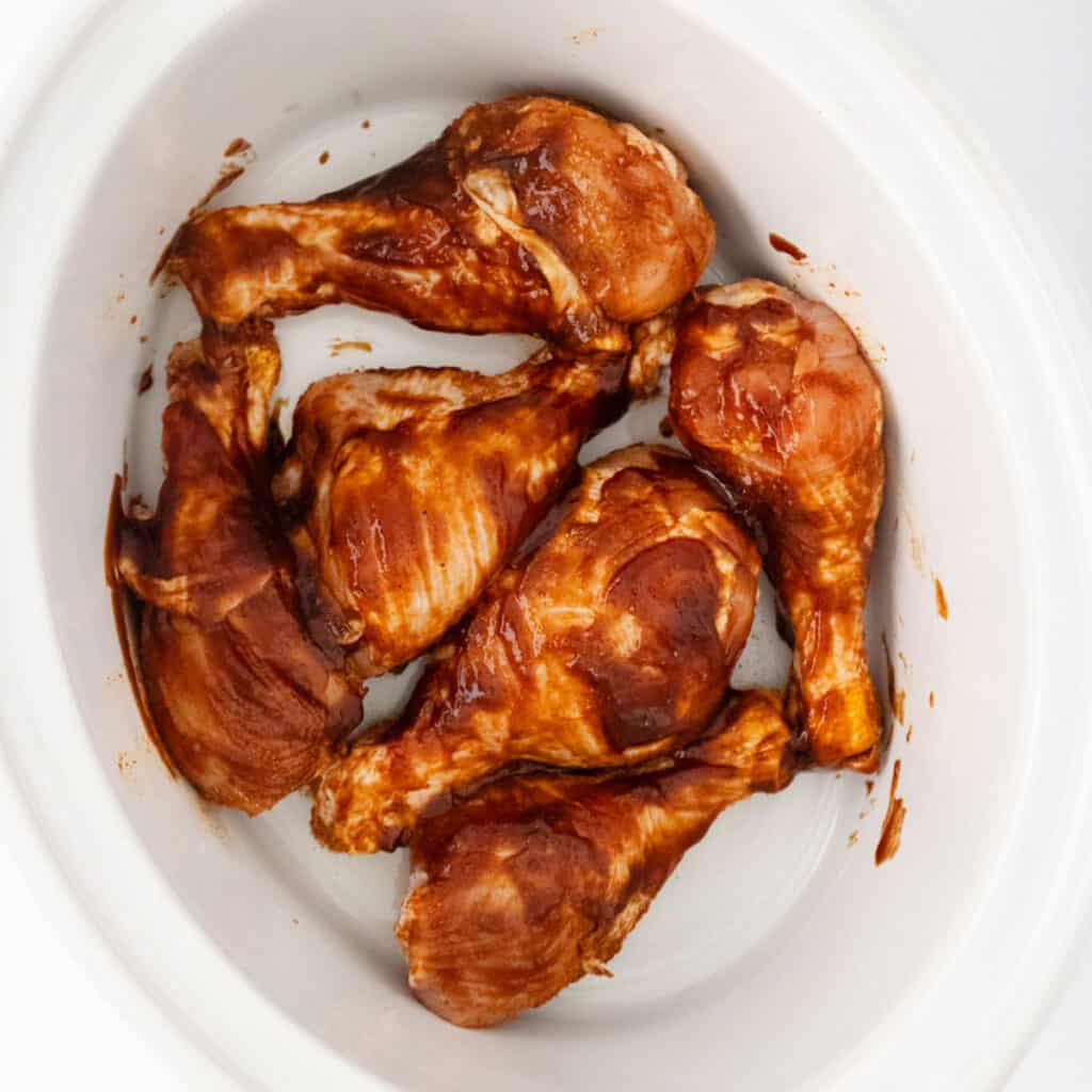 slow cooker barbecue drumsticks in crock pot