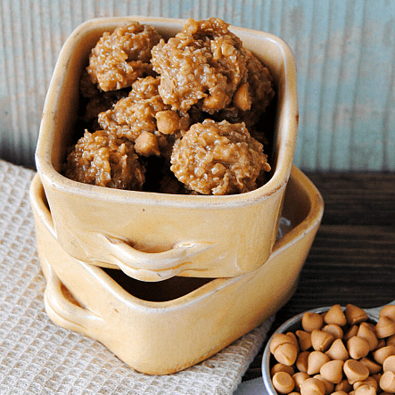 Oatmeal scotchies in small baking dishes