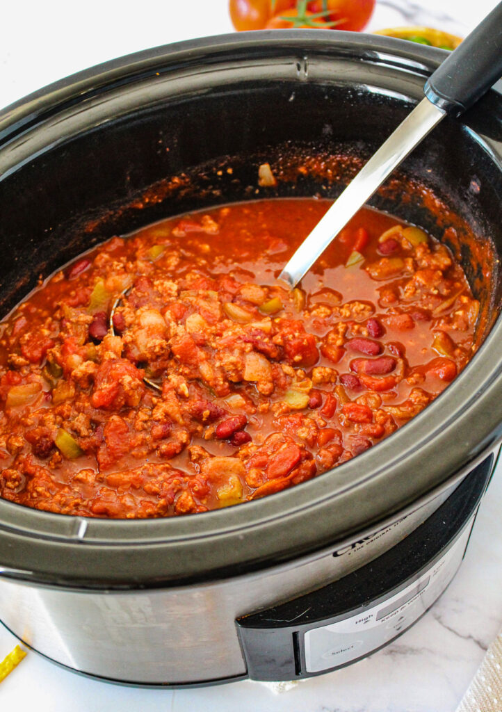 crock pot chili in slow cooker