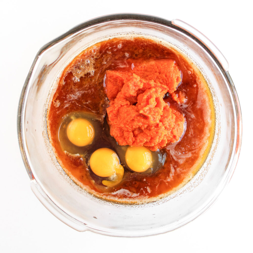 pumpkin chocolate chip muffin batter before mixing