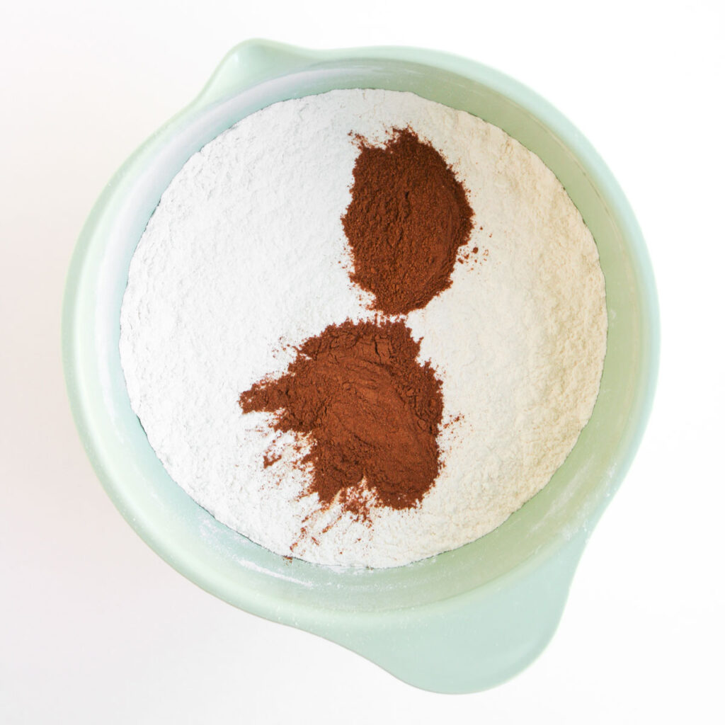 cinnamon and flour in bowl